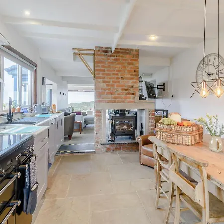 Sea Haven Holiday home *