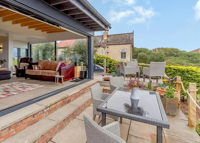 Sea Haven * Reighton